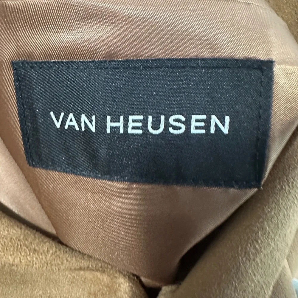 Van Heusen van professional crafted